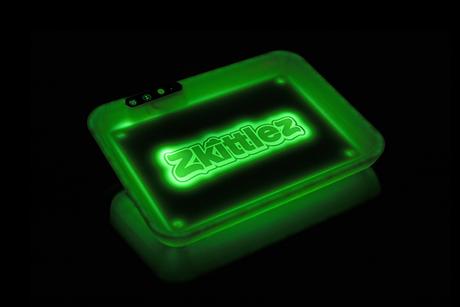 ZKILLETS X GLOW TRAY COLLABORATION: GREEN GLOW TRAY