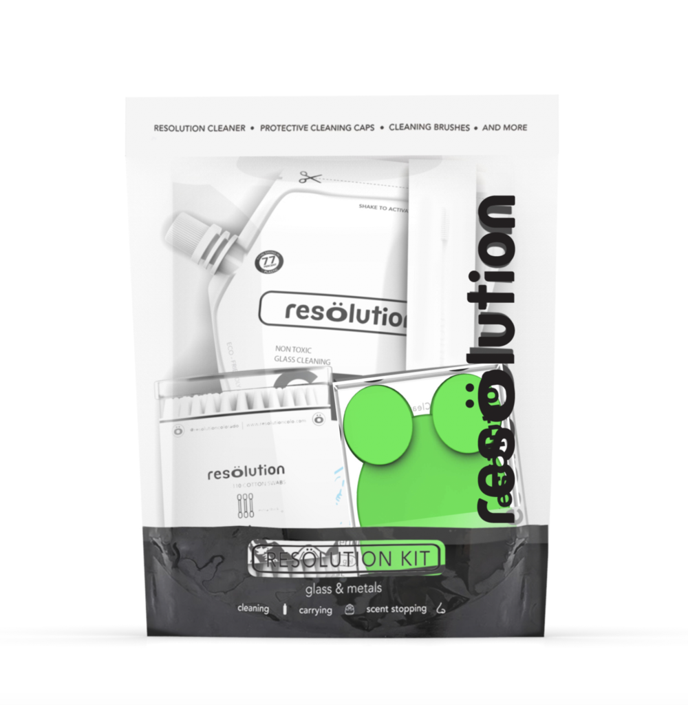 Alternative view of RESOLUTION: COMPLETE CLEANING KIT