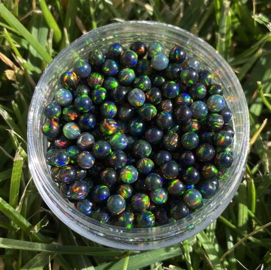 RUBY PEARL CO: 3MM BLACK RAINBOW SINGLE 1PK