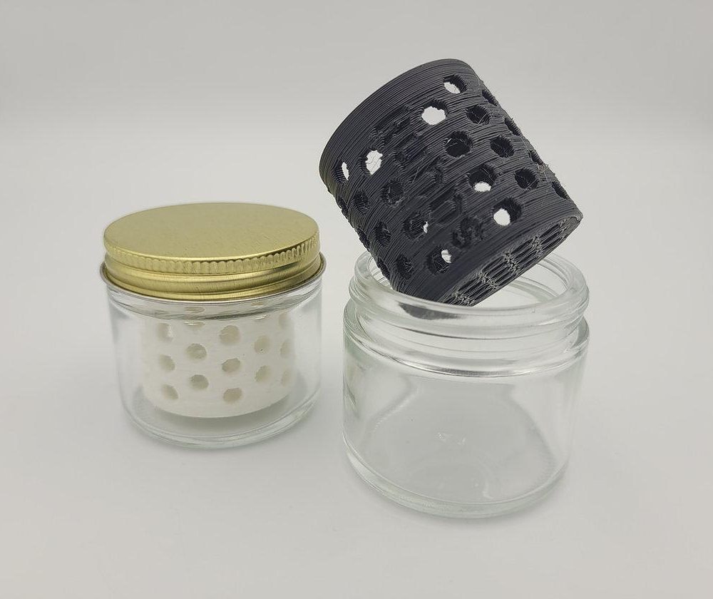 KUHNS GLASS: 2 OZ PEARL JAR WASHING STATION