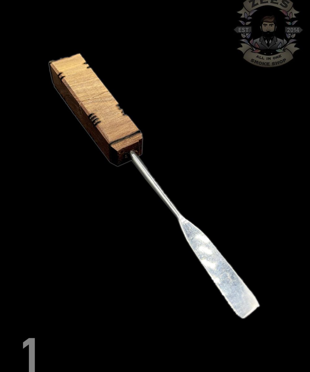 THE GLASS SAVAGE: WOODEN LONG BUTTERBLADE