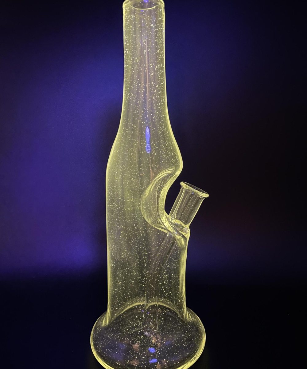 Alternative view of SANFORD GLASS: 9" NOVA UV BOTTLE RIG