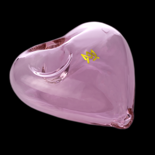 Alternative view of MJ ARSENAL: POCKET HEART HAND PIPE