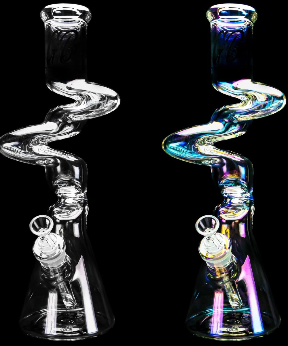 Alternative view of GREEN BEAR: 16" CHROME ZAG BEAKER