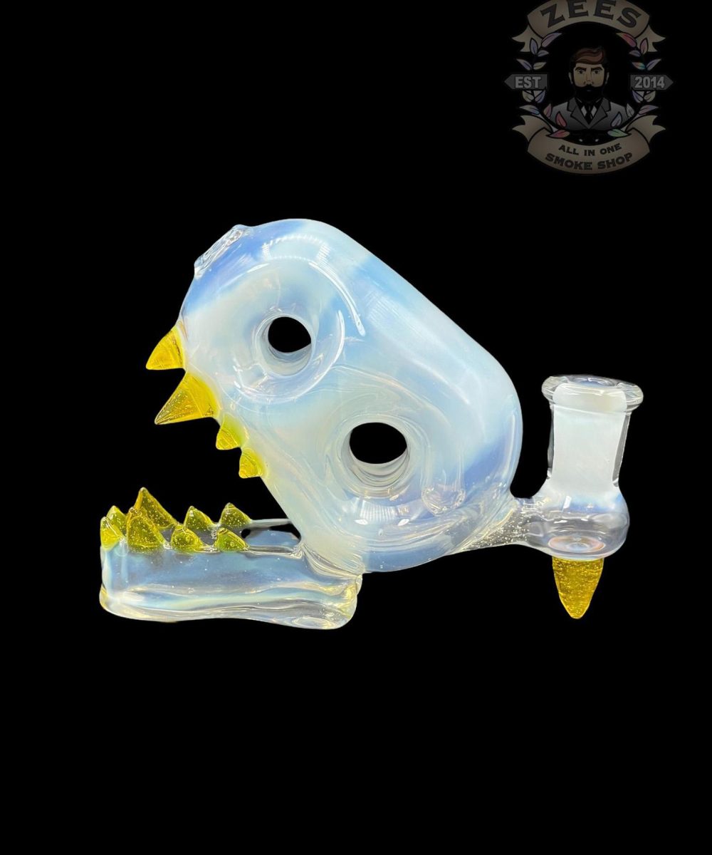 Alternative view of ENUFF GLASS: MOOSTONE POCKET FOSSIL