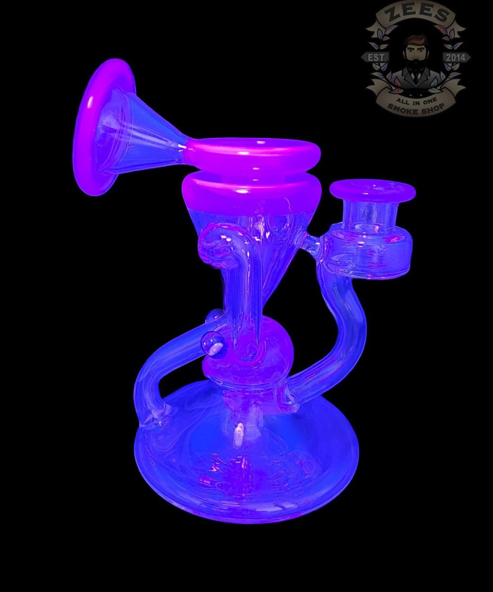 Alternative view of SLEEPS GLASS: NEOOPAL UV DUAL UPTAKE RECYCLER