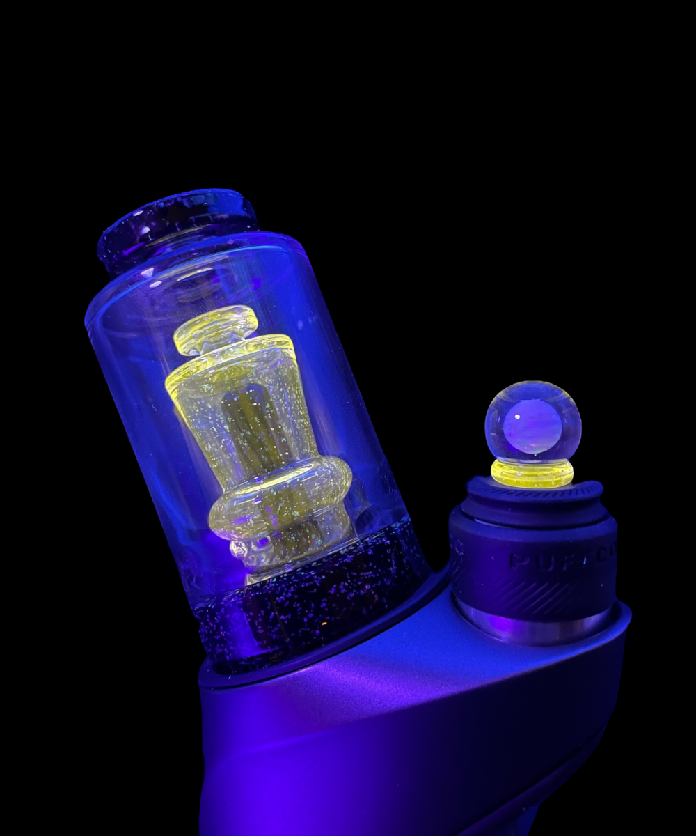 Alternative view of SPIDER GLASS: CRUSHED OPAL UV PUFFCO PEAK ATTACHMENT