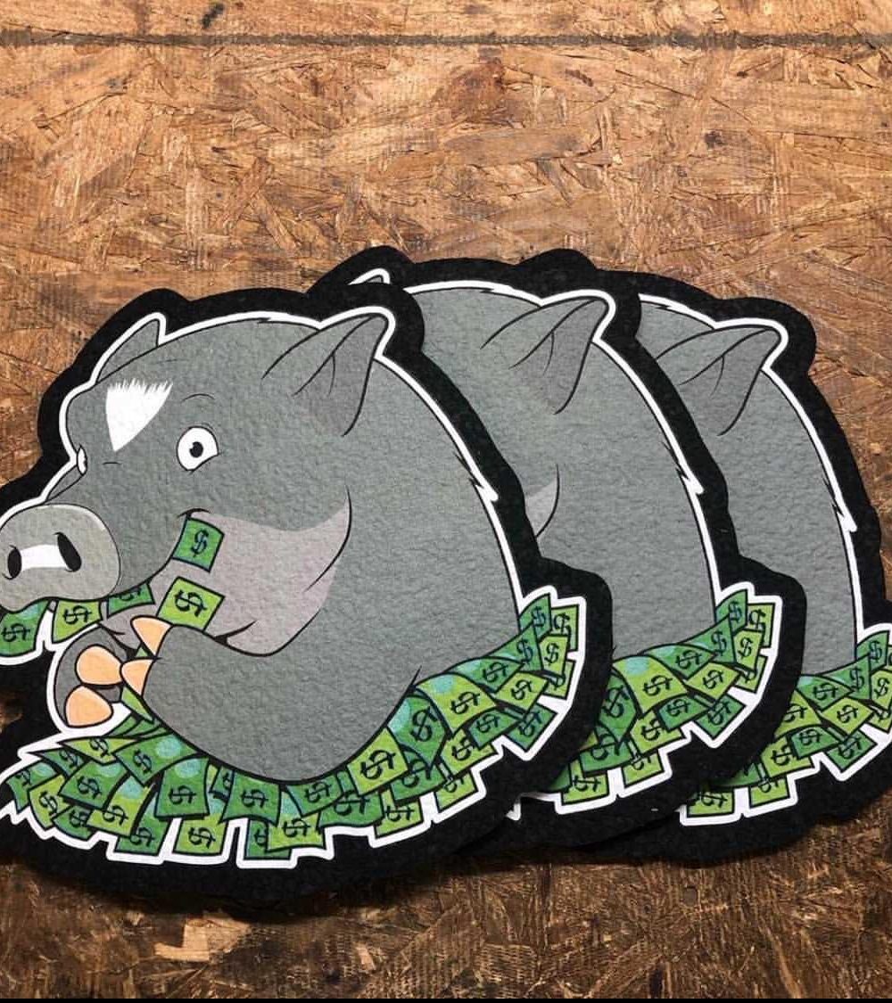 MOOD MATS x JOEL HALEN: 9" PIGS GOTTA EAT