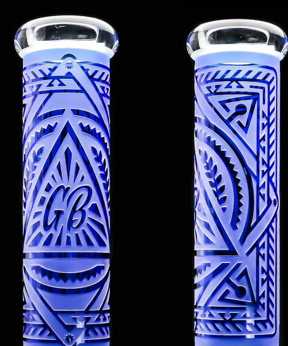 Alternative view of GREEN BEAR GLASS: 14" SAND BLASTED ALL SEER BEAKER