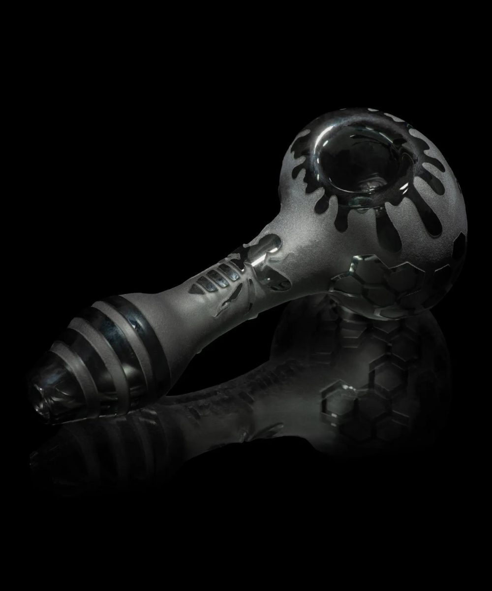 MILKY WAY GLASS: BEE HIVE SMOKE HAND PIPE