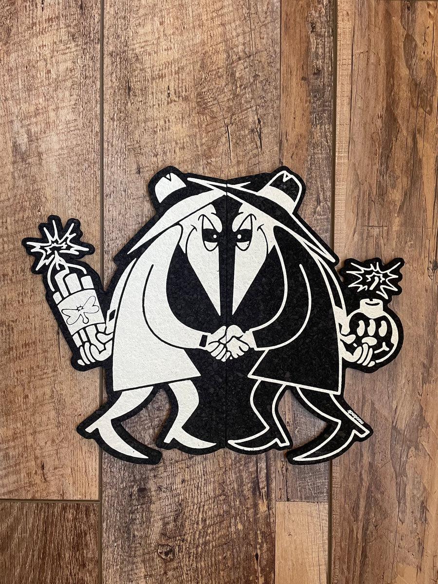 Alternative view of TUFF TETHERS LLC: SPY V SPY MOODMAT