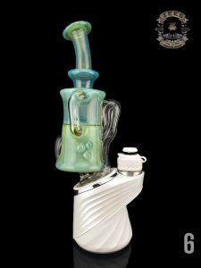 #6 TITAN V3 X AQUAMANIA