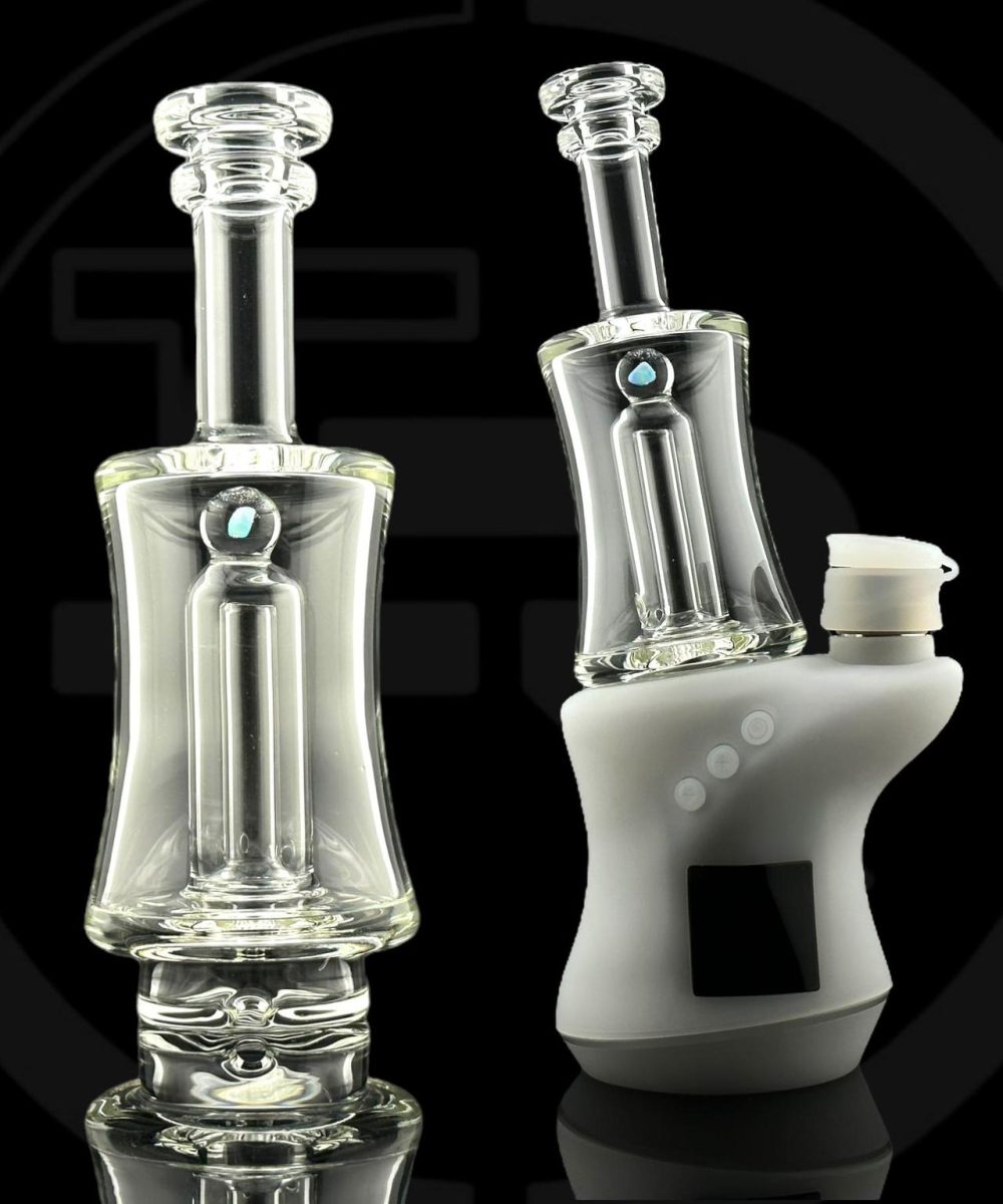 IRIDESCENT GLASS: CLEAR WITH OPAL FOCUS V CARTA ATTACHMENT