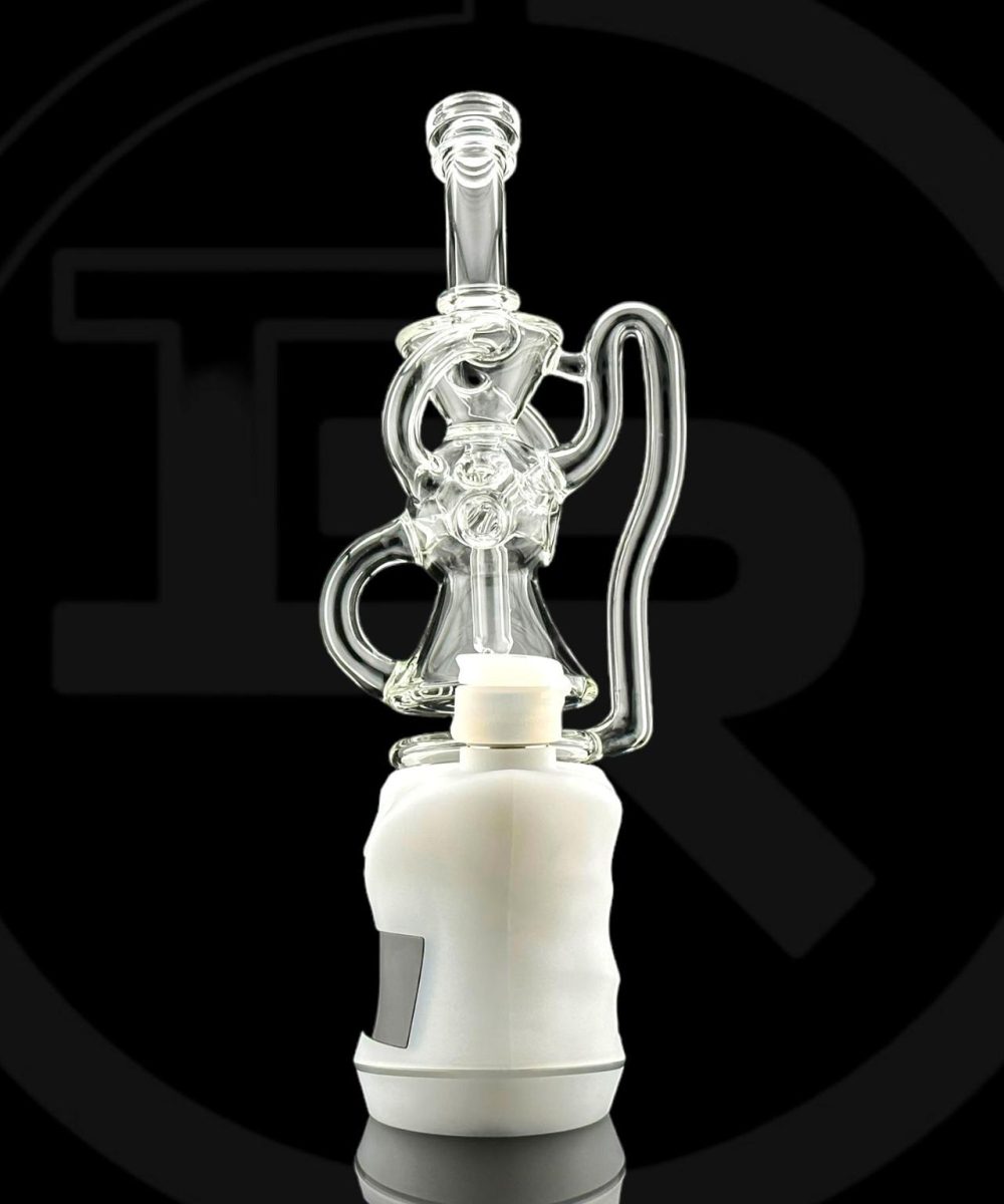 Alternative view of IRIDESCENT GLASS: BTK FOCUS V CARTA ATTACHMENT