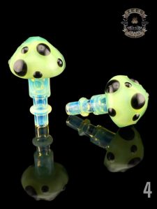 #4 GREEN SLYME W/ JET BLACK DOTS