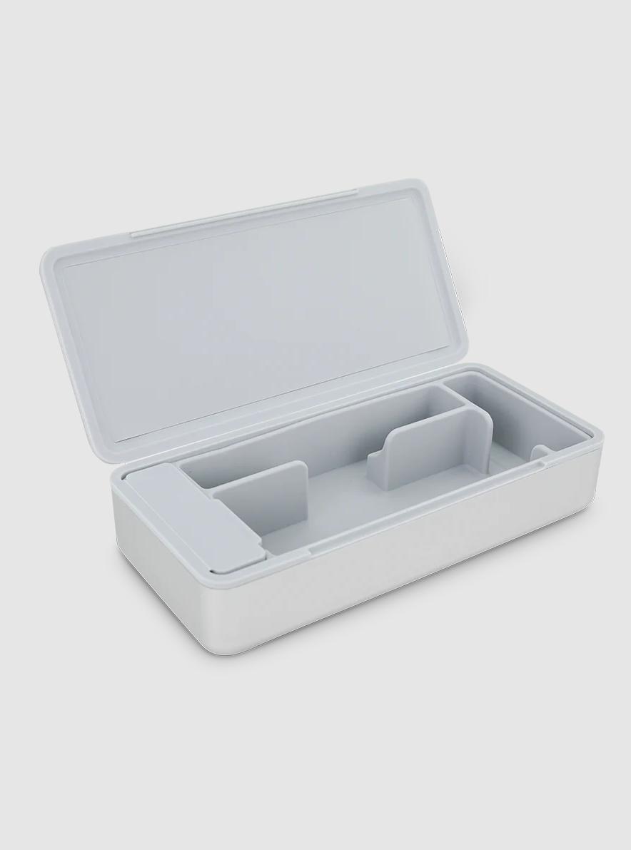 Alternative view of PUFFCO: TRAVEL CASE