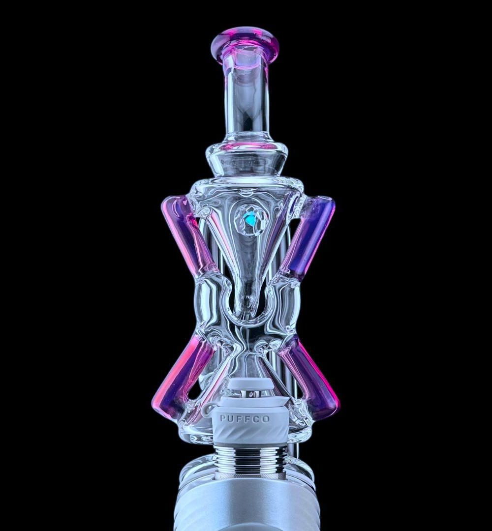 Alternative view of IRIDESCENT GLASS X ION GLASS: LE SUPERIOR XCR PUFFCO PEAK ATTACHMENT