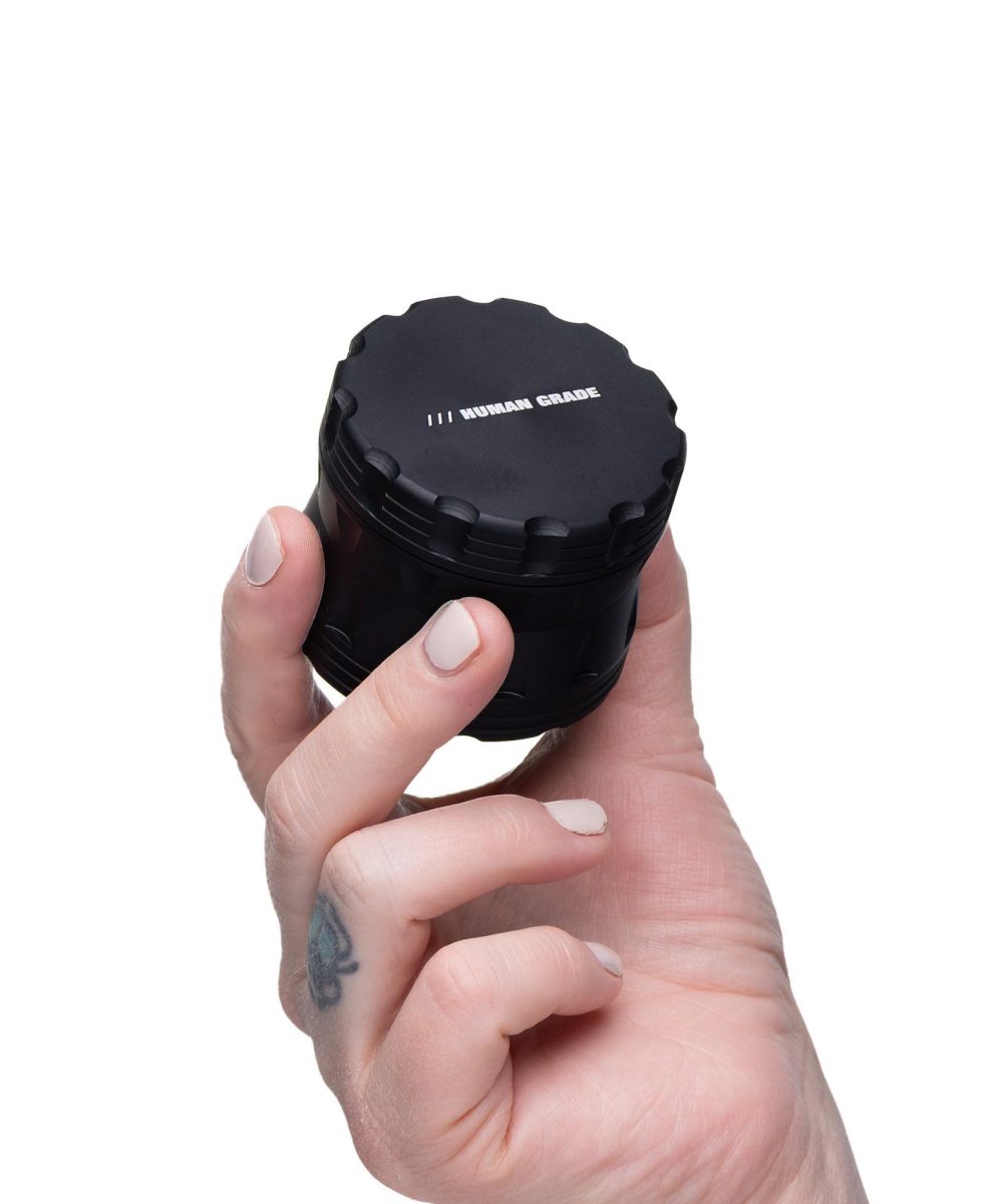 Alternative view of HUMAN GRADE: 2A 4 PIECE GRINDER (2.5")