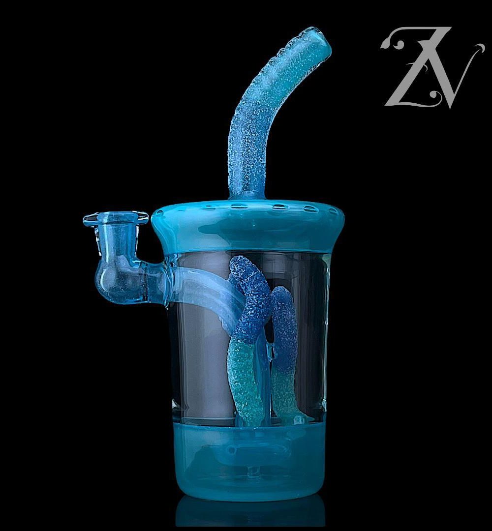 EMPERIAL GLASS: SOUR WORM CUP RIG HAND MIX AQUA X HAND MIX BLUE (BERRY MUFFINS)