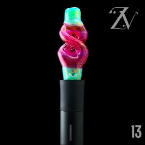 #13 TITAN V2 X TELEMAGENTA