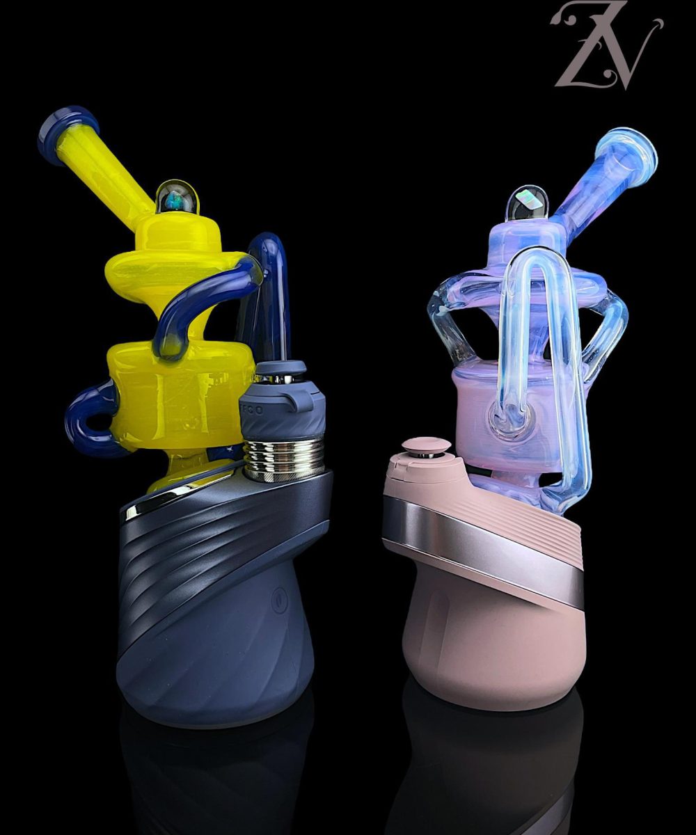 Alternative view of VIP GLASS: DUAL UPTAKE PUFFCO PEAK ATTACHMENT