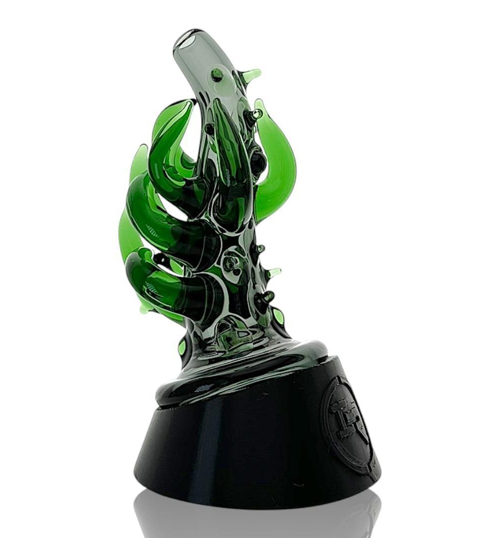 Alternative view of IRIDESCENT GLASS: SPIKE DRY TOP PUFFCO PEAK ATTACHMENT