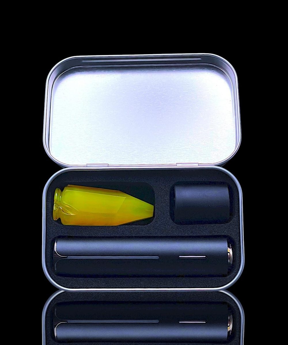 Alternative view of MOOD MATS: PIVOT POCKET CASE